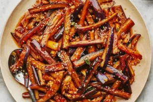 Berinjela Bulgogi Salteada: O Truque Simples da Mary para Deixar o Legume Suculento e sem Amargar